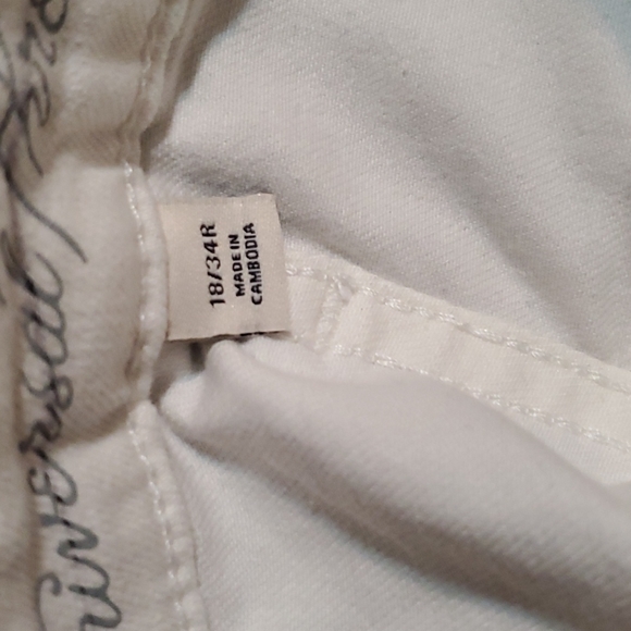 Jeans - Picture 3 of 3